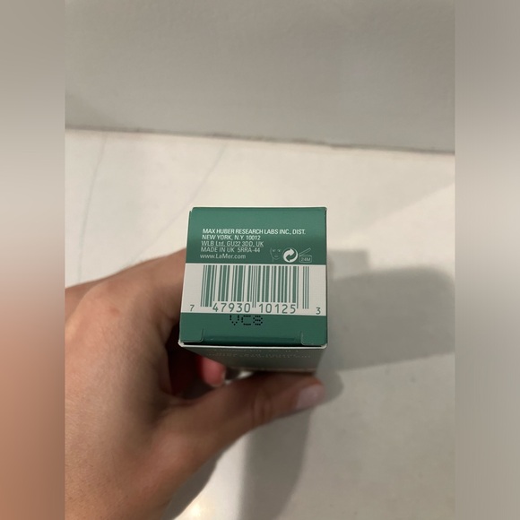 La Mer “The Treatment Lotion” 1 fl. Oz - Picture 4 of 5